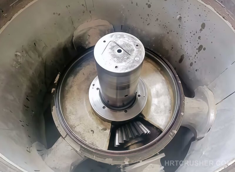 Bevel gear and pinion meshing inspection after HP500 eccentric bushing replacement